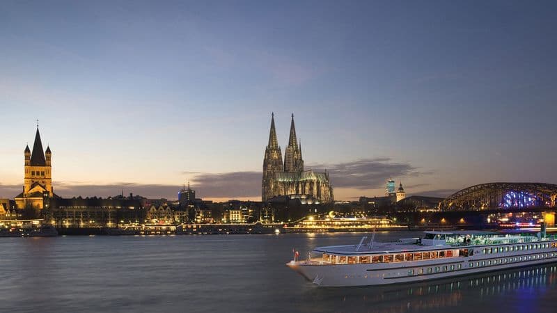 The romantic Rhine valley and Holland (port-to-port cruise)