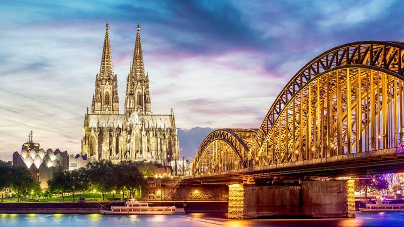 Holland and the romantic Rhine valley (port-to-port cruise)