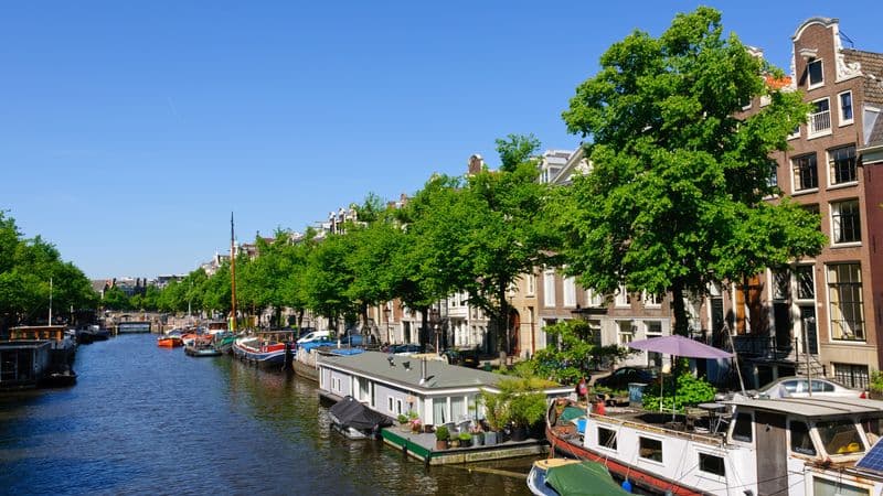 Holland and the romantic Rhine valley (port-to-port cruise)