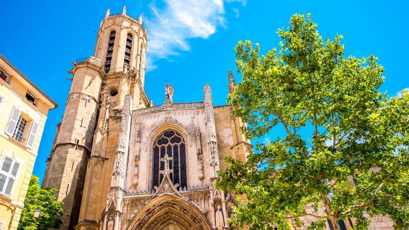 French Art and History Along the Rhône River (port-to-port cruise)
