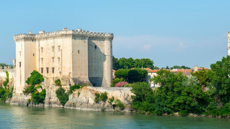 Christmas Cruise on the Canals of Provence Historical stops and flavors of yesteryear