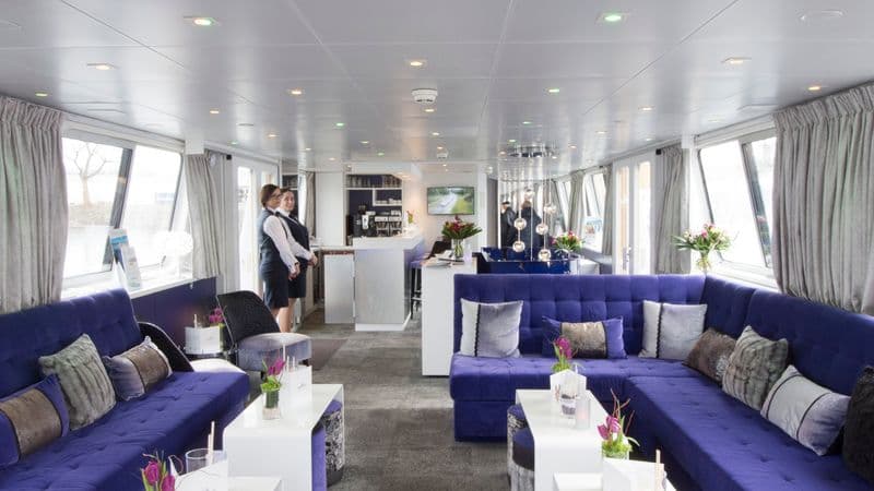 Prestigious Christmas Eve in Paris & The Canal Saint-Martin (port to port)