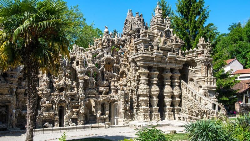 French Art and History Along the Rhône River (port-to-port cruise)