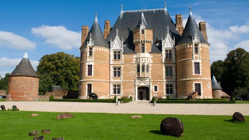 The finest and most picturesque ports of call in the Seine valley (port-to-port cruise)