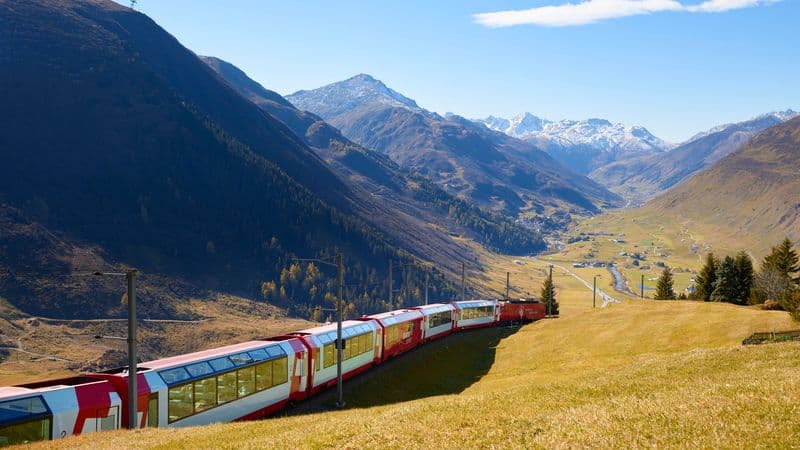 An exceptional cruise through the most beautiful regions of three different countries (port-to-port cruise)