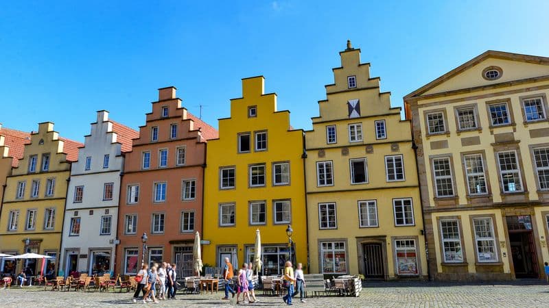 From Hanover to Cologne, a Cruise Combining Deep Tradition and Industrial Innovation (port-to-port cruise)