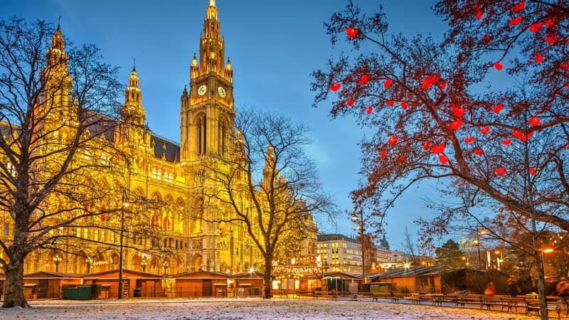 Taking in 3 countries: The Danube and its traditions (port-to-port cruise)