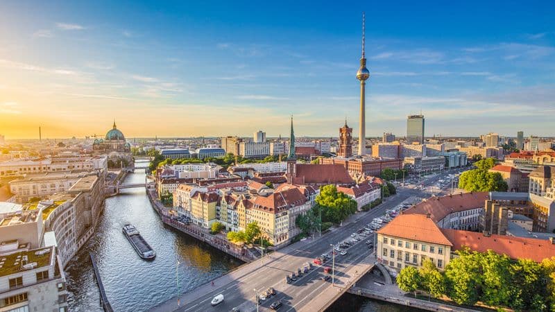 From Prague to Berlin: Cruise on the Vltava and Elbe Rivers (port-to-port cruise)