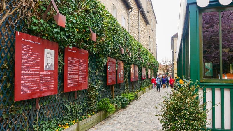 Historic Residences, Local Cuisine, and Hidden Gems in the Oise Valley (port-to-port cruise)
