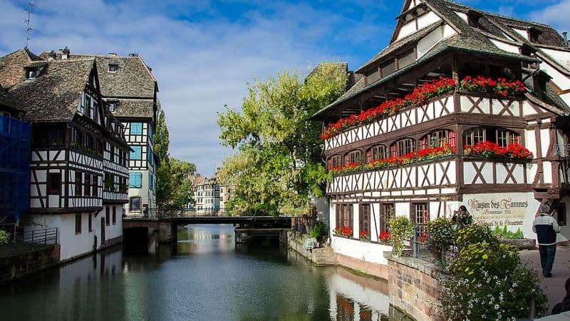 Gastronomy on the Rhine with Marc Haeberlin(2) (port-to-port cruise)