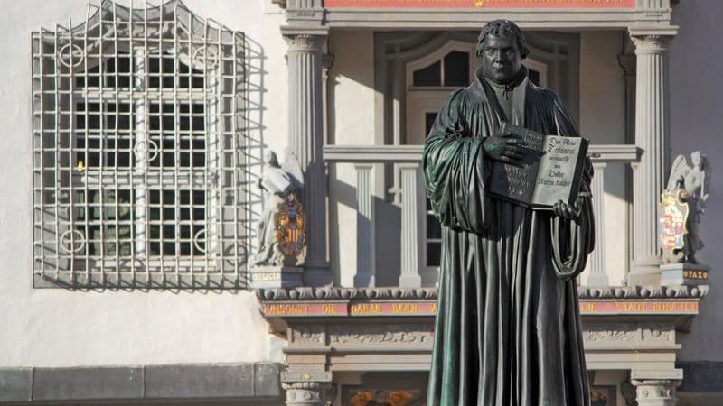 From Prague to Berlin: Cruise on the Vltava and Elbe Rivers (port-to-port cruise)