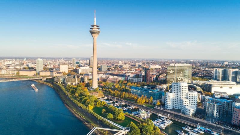 From Hanover to Cologne, a Cruise Combining Deep Tradition and Industrial Innovation (port-to-port cruise)