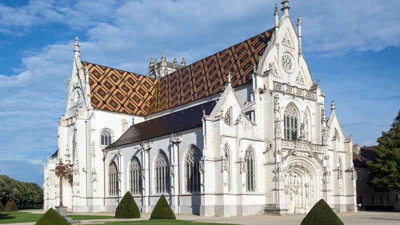French Art and History Along the Rhône River (port-to-port cruise)