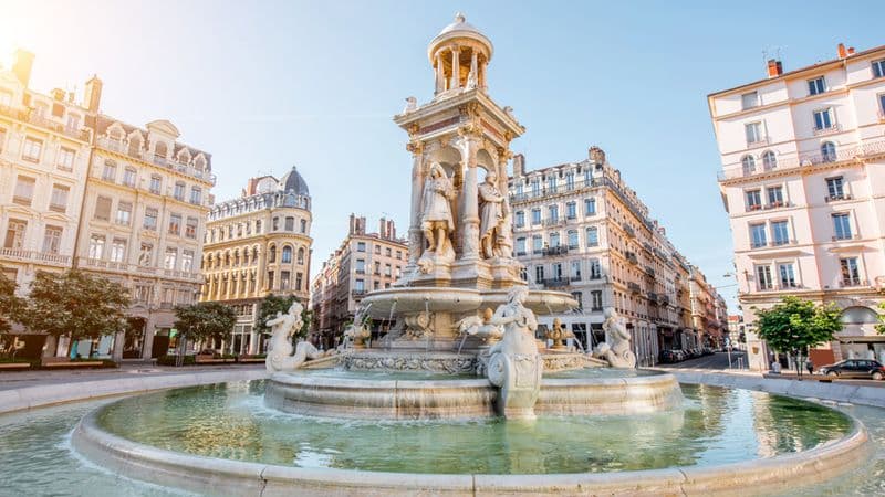 Lyon to the Tip of Provence on the Rhône and Saône Rivers