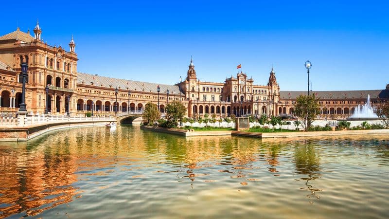 Family Club - Andalusia: Traditions, Gastronomy and Flamenco (port-to-port cruise)