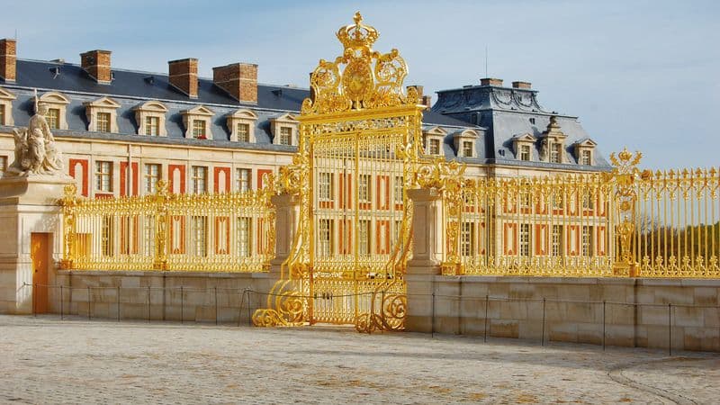 The Must-see Sights of the Seine Valley (port-to-port cruise)