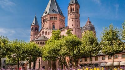 From Basel to Amsterdam : The Treasures of the Celebrated Rhine River (port-to-port cruise)