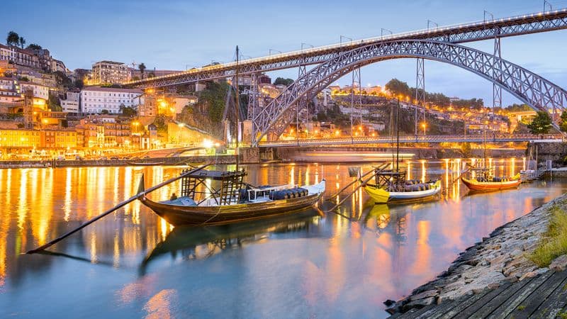 Porto, the Douro valley (Portugal) and Salamanca (Spain)  (port-to-port cruise)