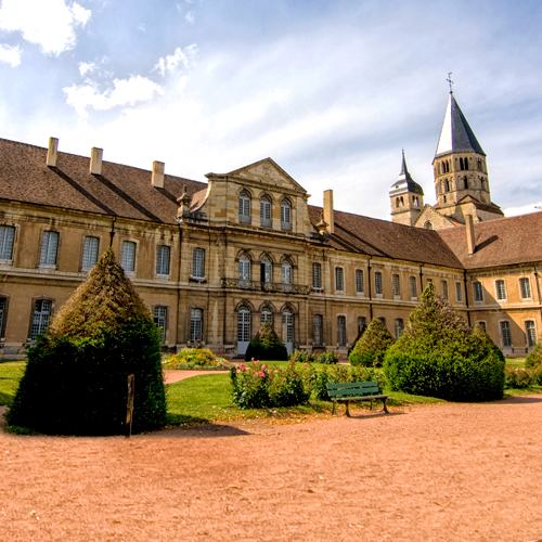 Gourmet and cultural cruise along the Saône and the Rhône, the French art of living (port-to-port cruise)