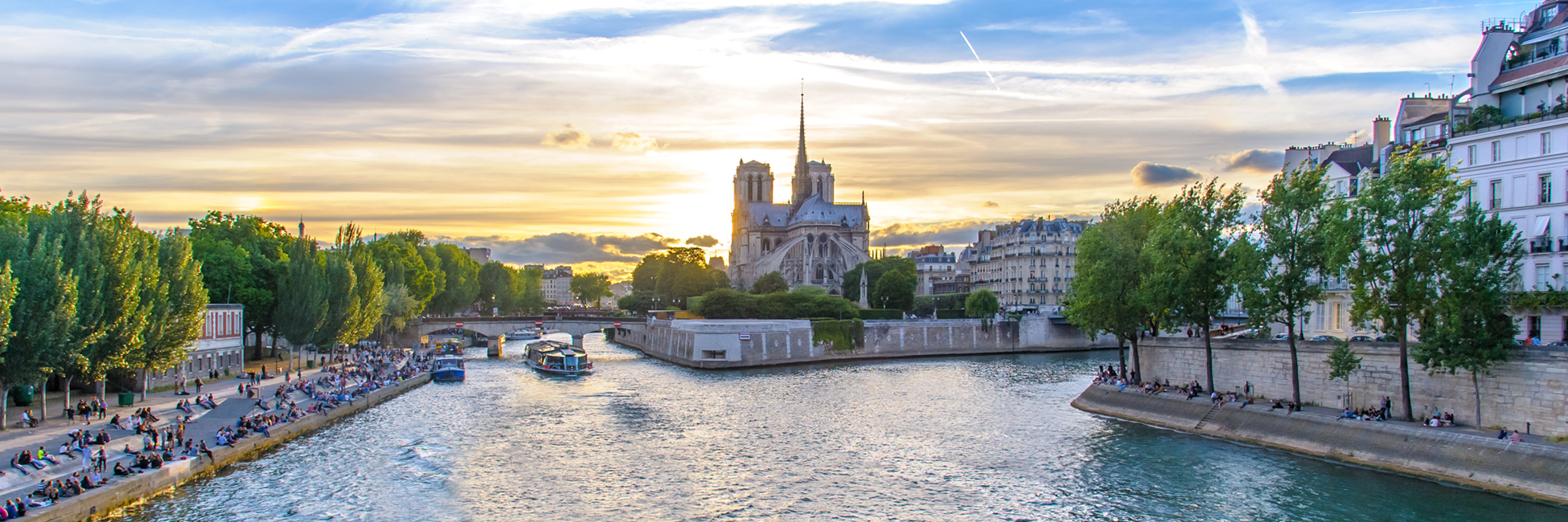 Gourmet cruise on the Seine - Meal designed by Pierre Gagnaire, 3 Michelin stars - A culinary escape between flavors and heritage (port-to-port cruise)