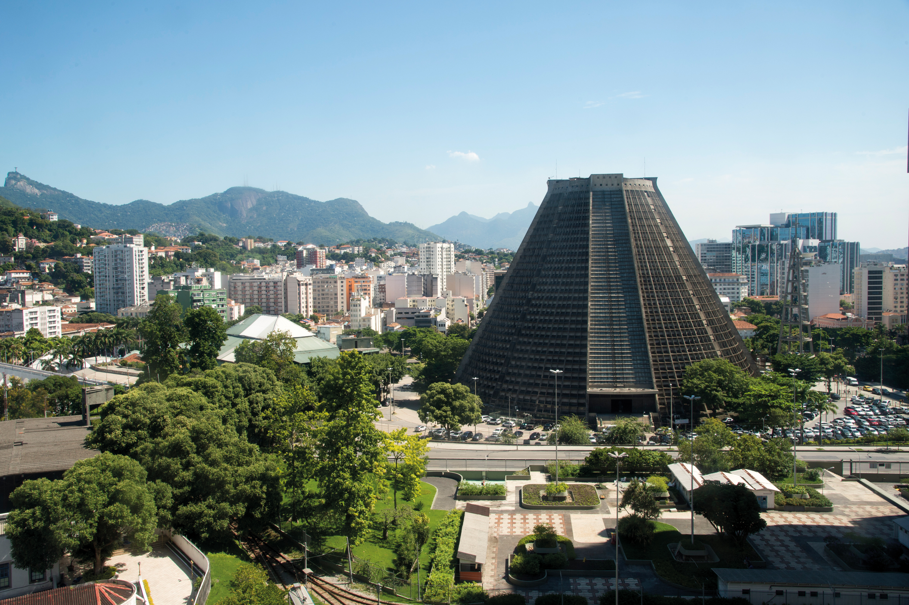 Rio de Janeiro, the Gentle Amazon and the Tapajós River - An enchanting and intimate cruise to the most beautiful beaches of the Amazon (port-to-port cruise)