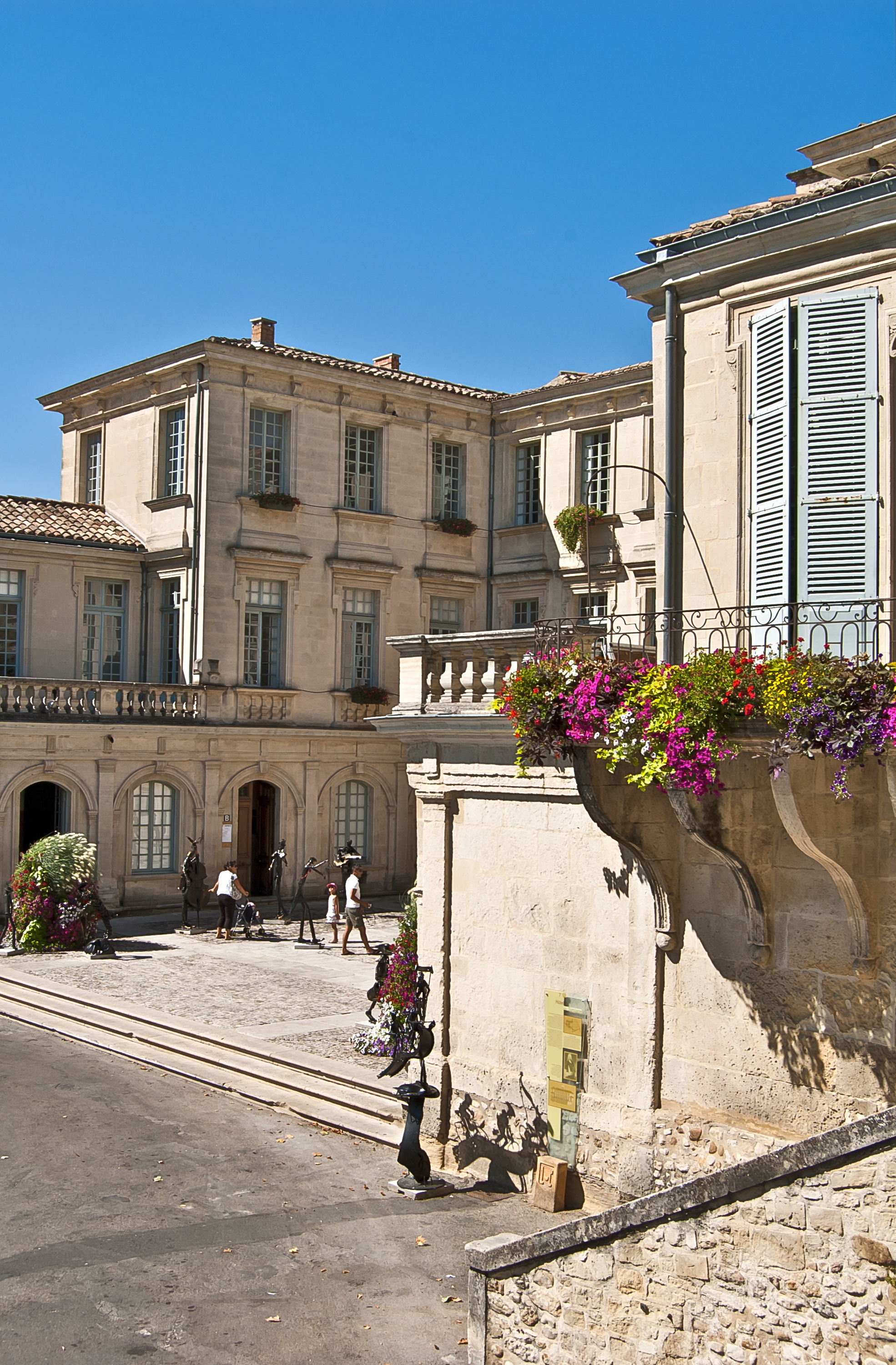 Lands of Provence, a sensory cruise through heritage and gourmet delights (port-to-port cruise)