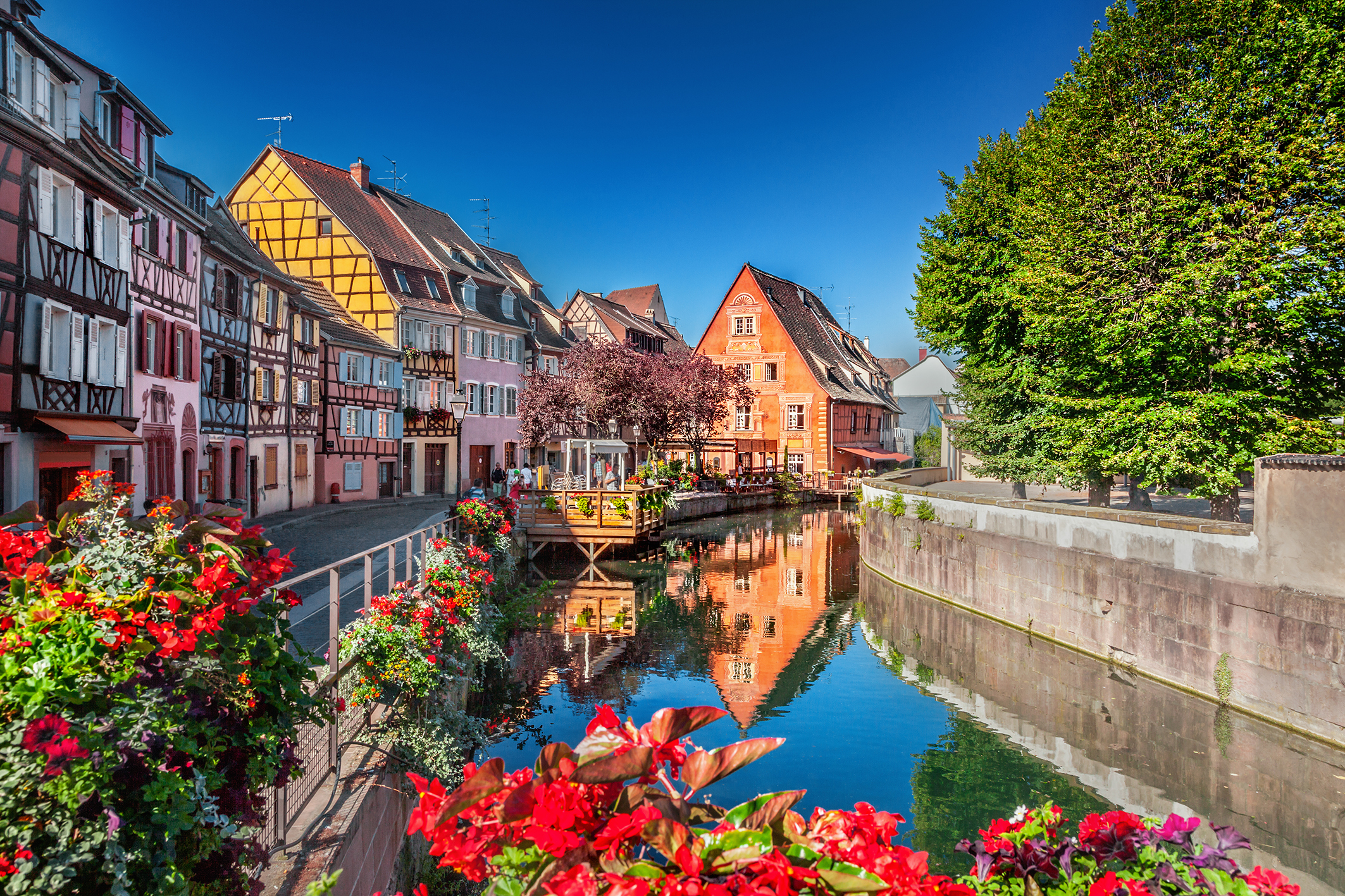 An exceptional cruise through the most beautiful regions of three different countries (port-to-port cruise)