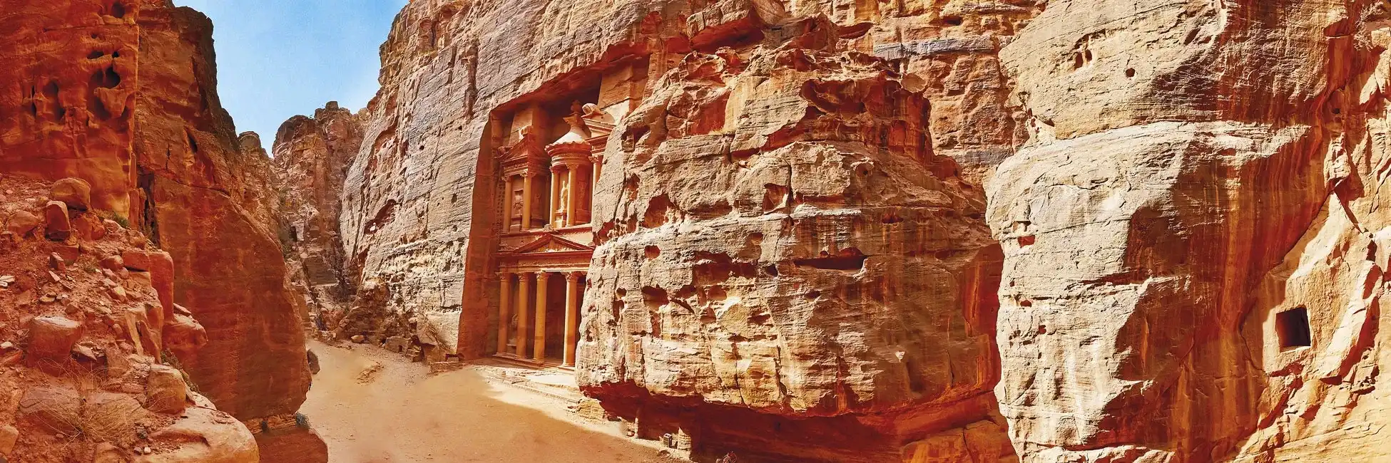 Khazneh el-Far'oun (Treasury of the Pharaoh)