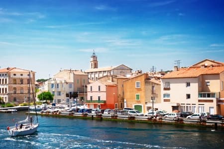 French Art and History Along the Rhône River (port-to-port cruise)