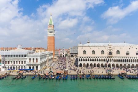 Milan and Lake Como & cruise from Renaissance-infused Mantua to the Canals of Venice (port-to-port cruise)