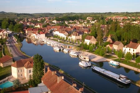 Meandering Along the Burgundy, Saône and Centre Canal (port-to-port cruise)
